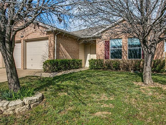 2nd image of 8325 Horse Whisper Ln