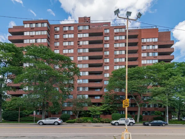 77 Adams St Unit 210, Quincy, MA 02169