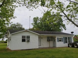 885 Bullock Rd, Palacios, TX 77465