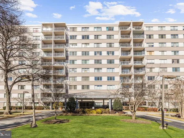 4977 Battery Ln #1-1002, Bethesda, MD 20814