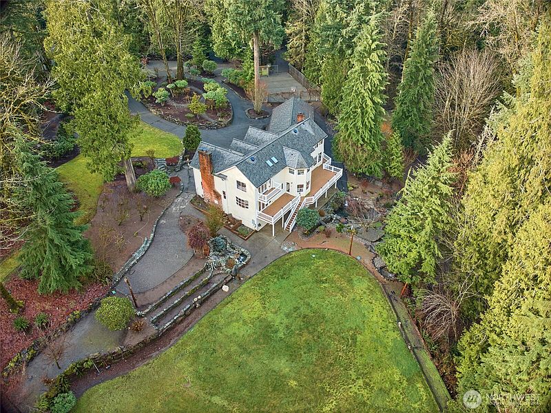 2nd image of 18400 228th Avenue NE