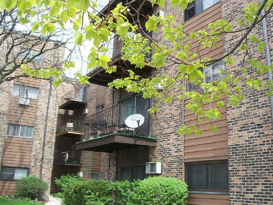 2nd image of 8905 Knight Ave APT 213