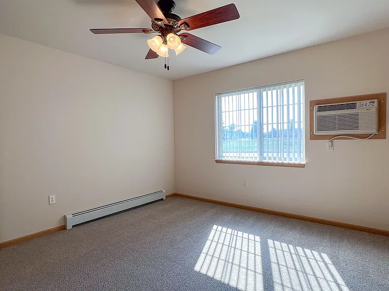 1201 N Memorial Drive 2401 Semling Dr — Photo 19
