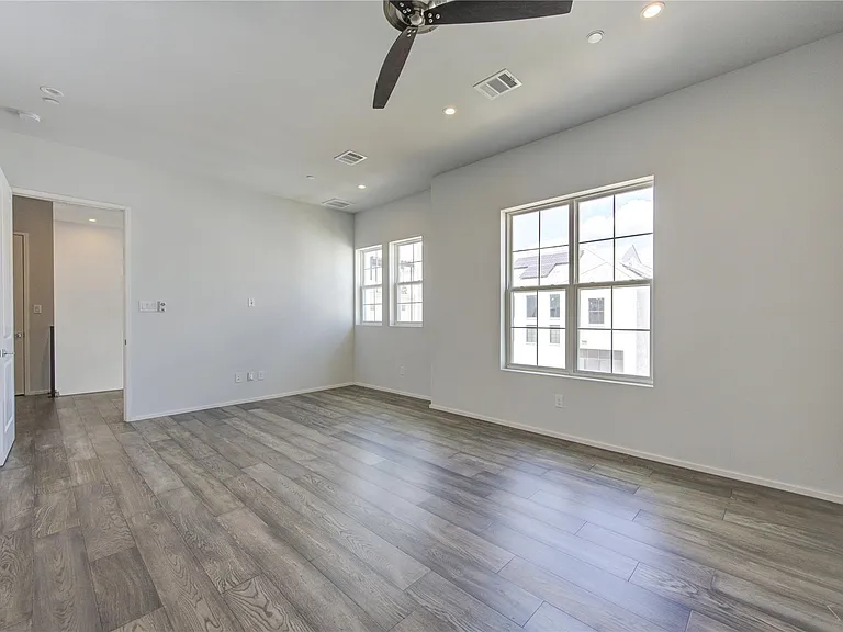 5336 Chandler St — Photo 28