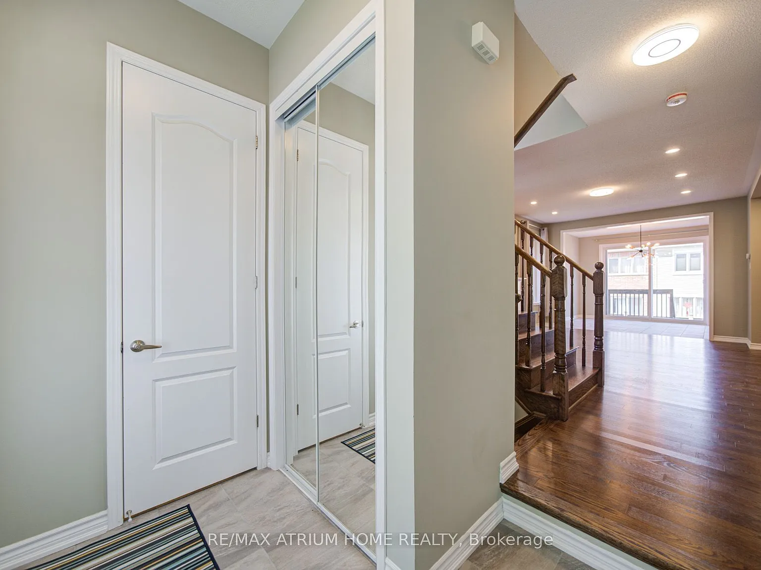 4 bed, $3,850 — Photo 3