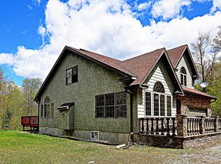 317 Skyline Ridge Rd, Becket, MA 01223