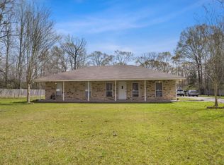 32448 Oakenwood St, Denham Springs, LA 70726
