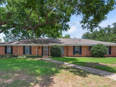 1611 Delta Dr, Arlington, TX, 76012