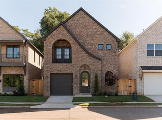 12 N Walnut St, Edmond, OK 73003