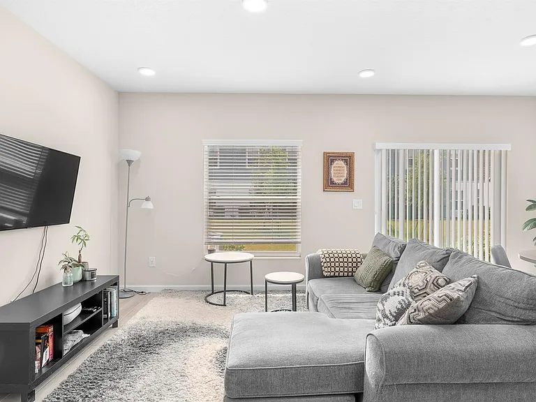 5070 Rain Shadow Dr — Photo 12