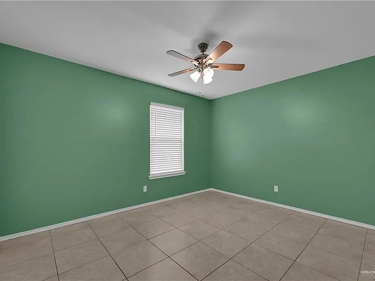 3619 Prestwick St — Photo 9