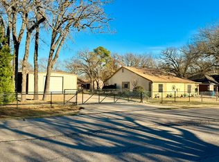 704 Legendary Ln, Gun Barrel City, TX 75156