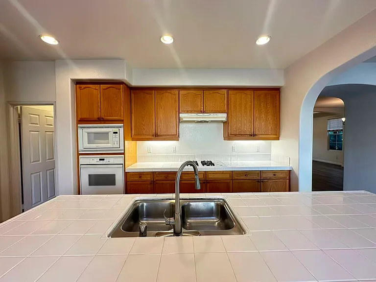 6429 Amber Sky Way — Photo 7