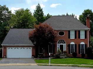 227 Oak Highland Dr, Coraopolis, PA 15108