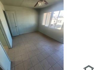 38717 6th St E #5, Palmdale, CA 93550