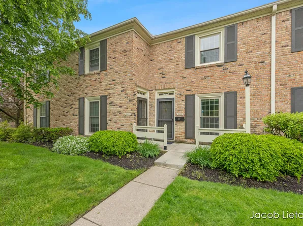 2423 Cranden Dr SE, Grand Rapids, MI 49506