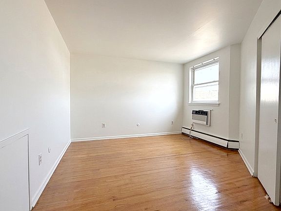 5th image of 732 Stella Maris St #208