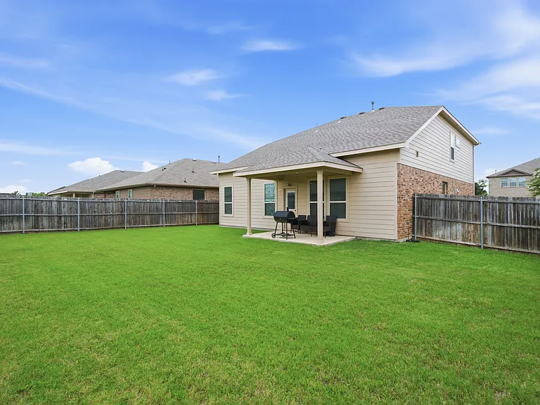 313 Sky Meadow Ln — Photo 30