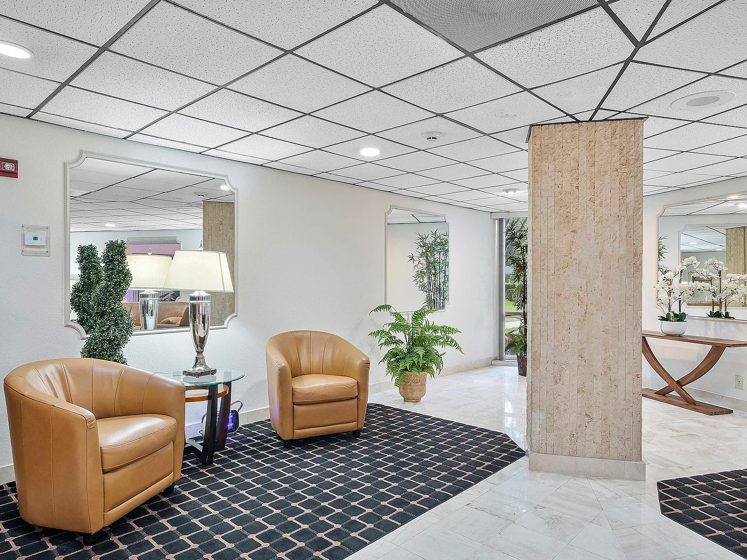 2 bed, 2.0 bath, 1250 sqft, $2,000 — Photo 3