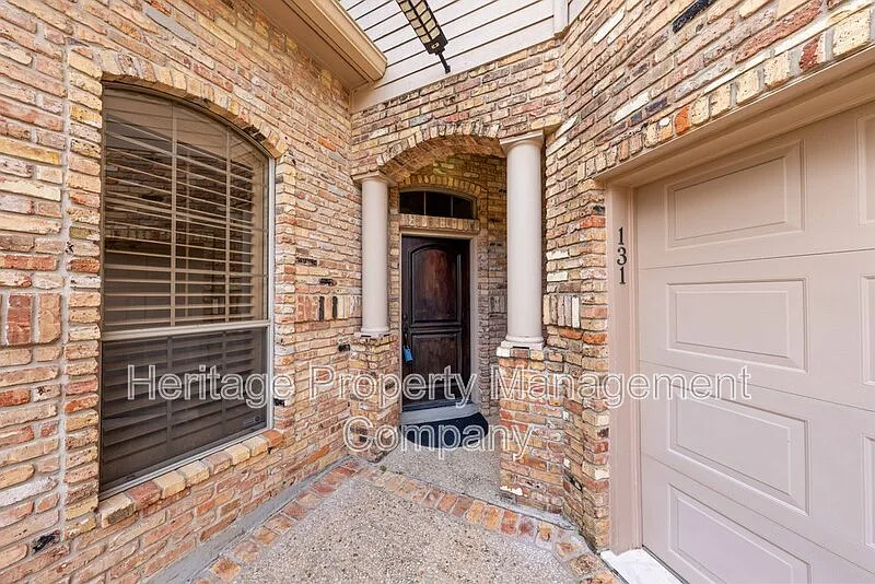 3 bed, 3.5 bath, 3195 sqft, $4,000 — Photo 4