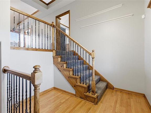5th image of 21406 Red Oak Ln