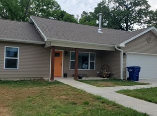 902 Center St, Sarcoxie, MO 64862