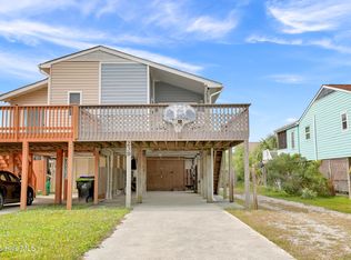 239 Sandpiper Dr, North Topsail Beach, NC 28460