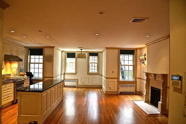 Rented by Level Group | media 7