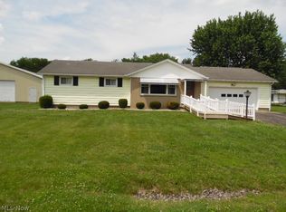 22122 Valley View Dr, West Lafayette, OH 43845
