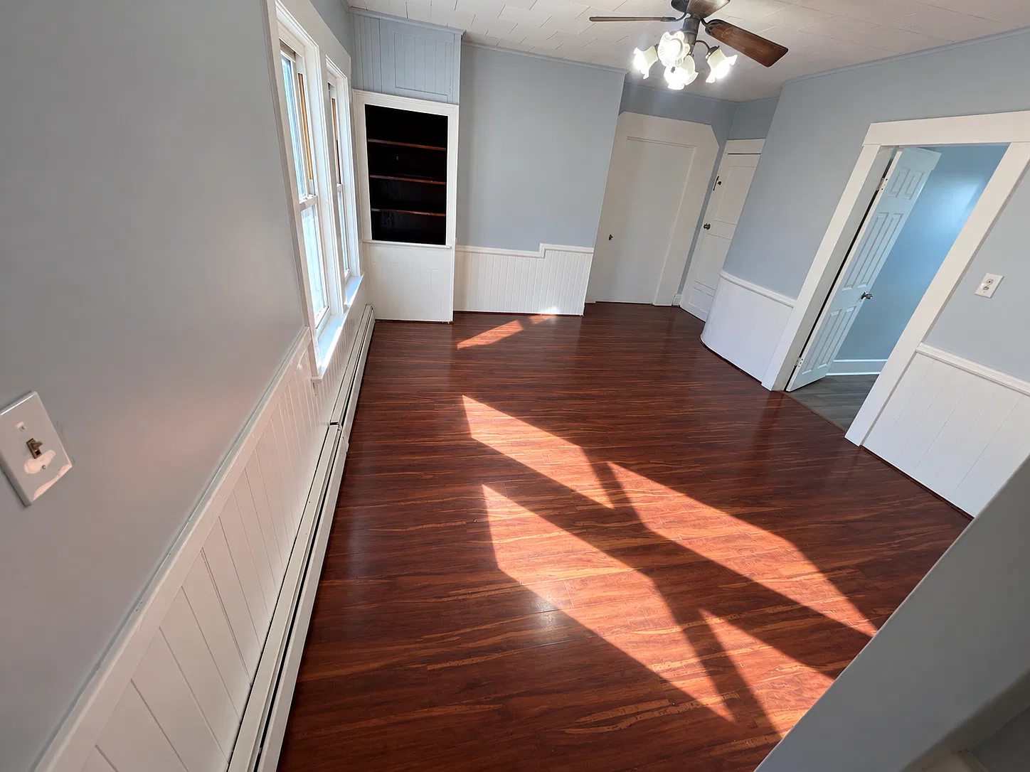 3 bed, 1025 sqft, $2,800 — Photo 4