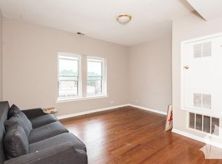 2951 W Montrose Ave, Chicago, IL 60618