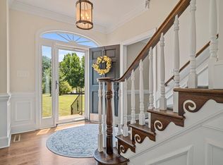 6135 Highview Rd, Matthews, NC 28104