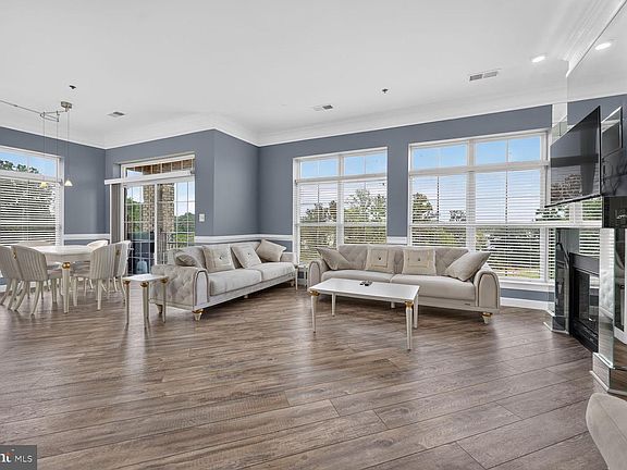 4th image of 810 Belmont Bay Dr APT 204