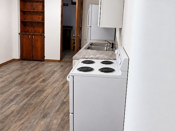 3rd image of 723 S 4th Ave #1