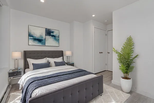 Rented by REAL New York | media 3