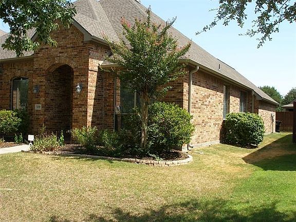 2nd image of 1379 Dodgeton Dr