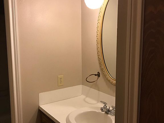5th image of 513 Douceur Dr