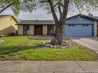 6930 Sunset Village Dr, San Antonio, TX 78249