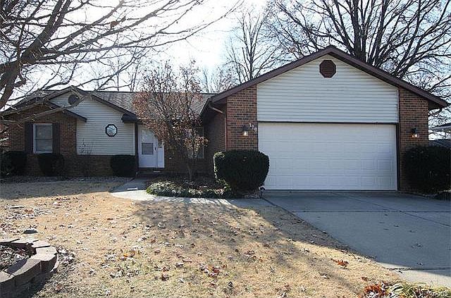 1st image of 176 Red Bud Dr