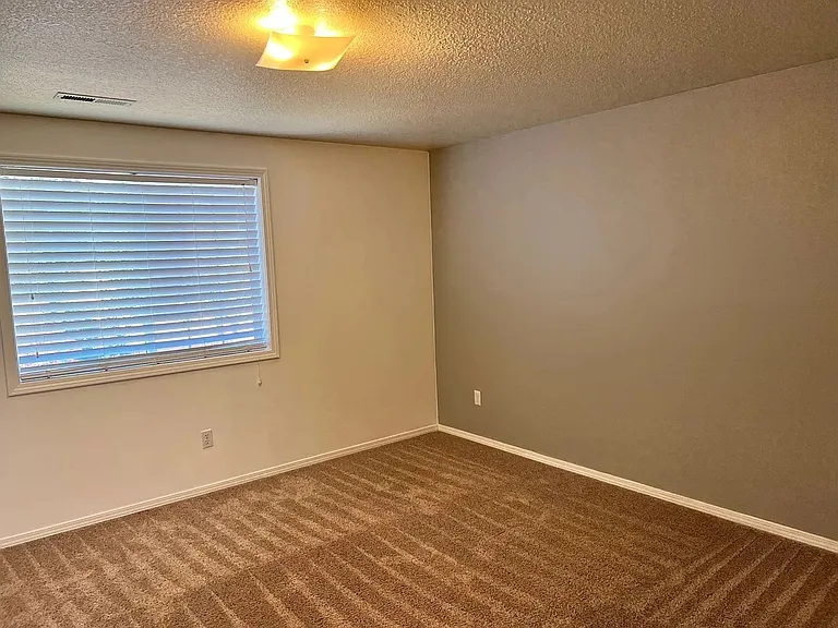 8225 Sweetbrier Loop SE — Photo 17