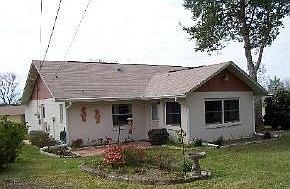 2nd image of 19 Meadowdale St