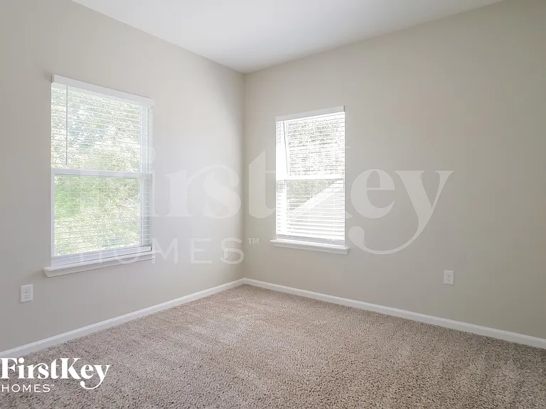 28 Moultrie Creek Cir — Photo 11