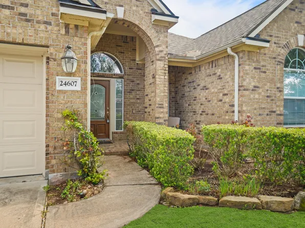 24607 Lake Path Cir, Katy, TX 77493