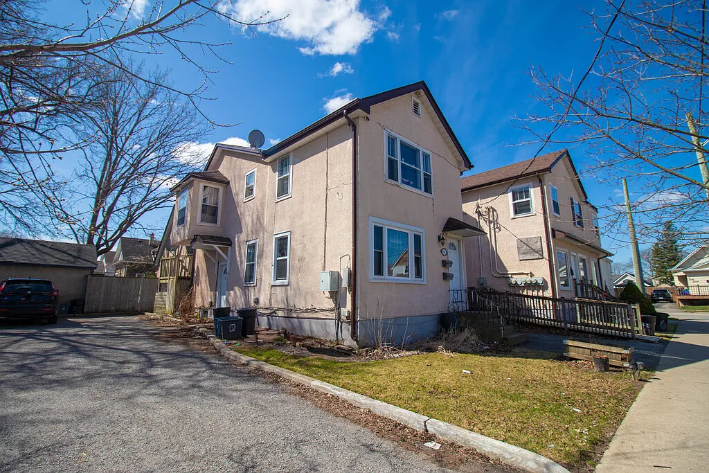 44 Rodman Street - 8 — Photo 1