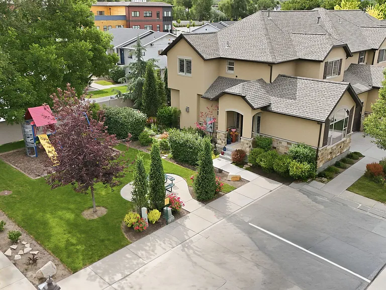 7253 S Viansa Ct — Photo 2