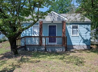 124 S 6th St #A, Spring Lake, NC 28390