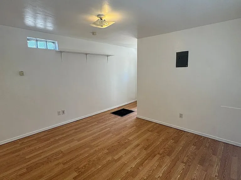 2120 Coal Ave SE — Photo 12