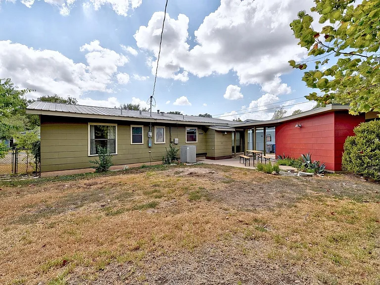 4702 Philco Dr — Photo 26