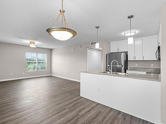 5th image of 1974 S Goldenrod Rd #7ec79bfdf