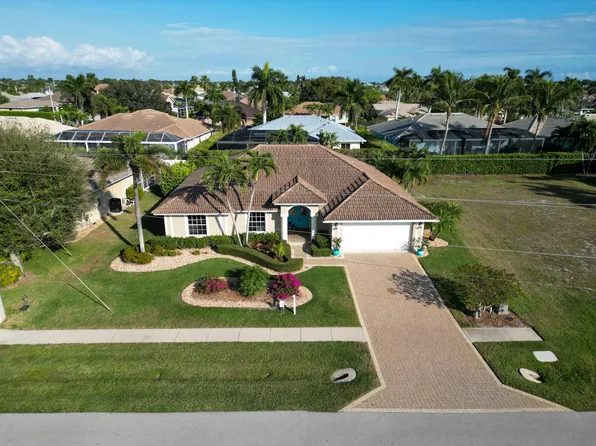 119 Balfour Dr, Marco Island, FL 34145